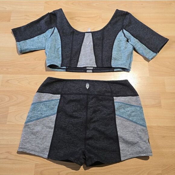 FREE PEOPLE movement set - Picture 5 of 5